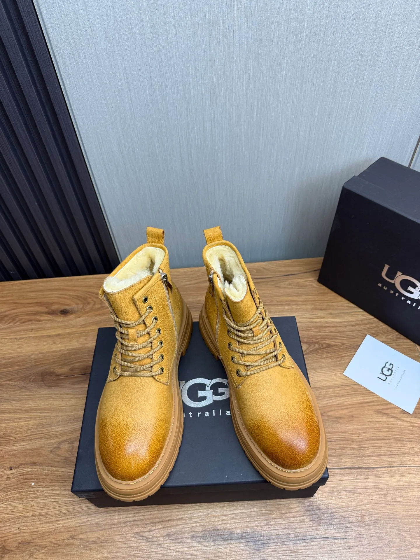 Factory price 680💰 [UGG] Men's hot winter warm boots🐑Simple and fashionable design, cowhide➕comfortable and warm wool lining. Soft and comfortable to wear, good warmth retention, and excellent foot feel. Regular size 38-45